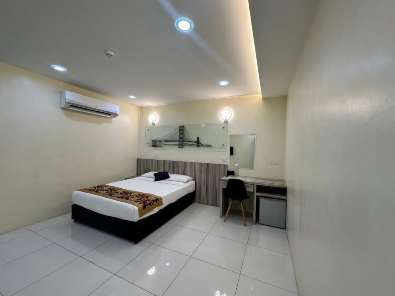 โอโย แคปิตัล โอ 89685 อัตตา โฮเต็ล บูกิต เมอร์ตาจัม Hotel ภายนอก รูปภาพ