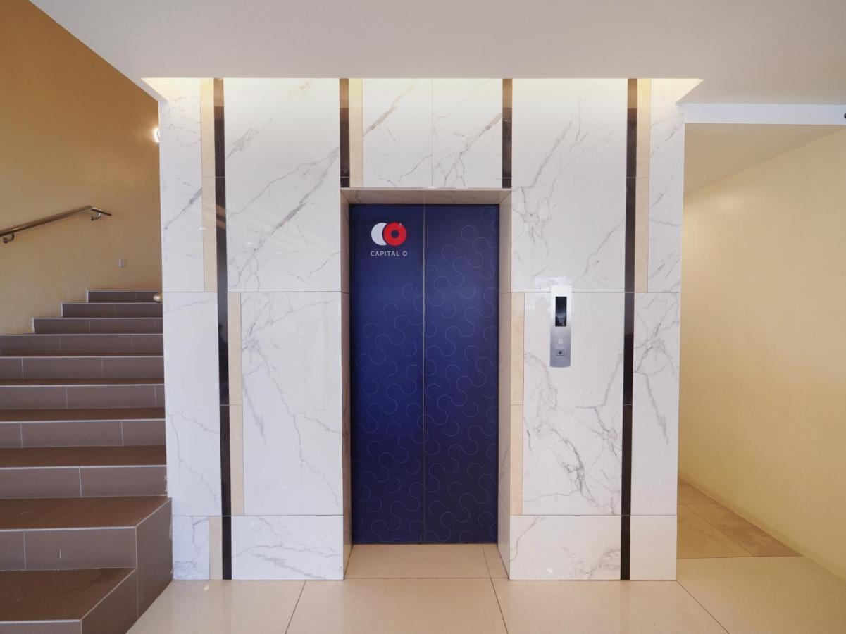 โอโย แคปิตัล โอ 89685 อัตตา โฮเต็ล บูกิต เมอร์ตาจัม Hotel ภายนอก รูปภาพ