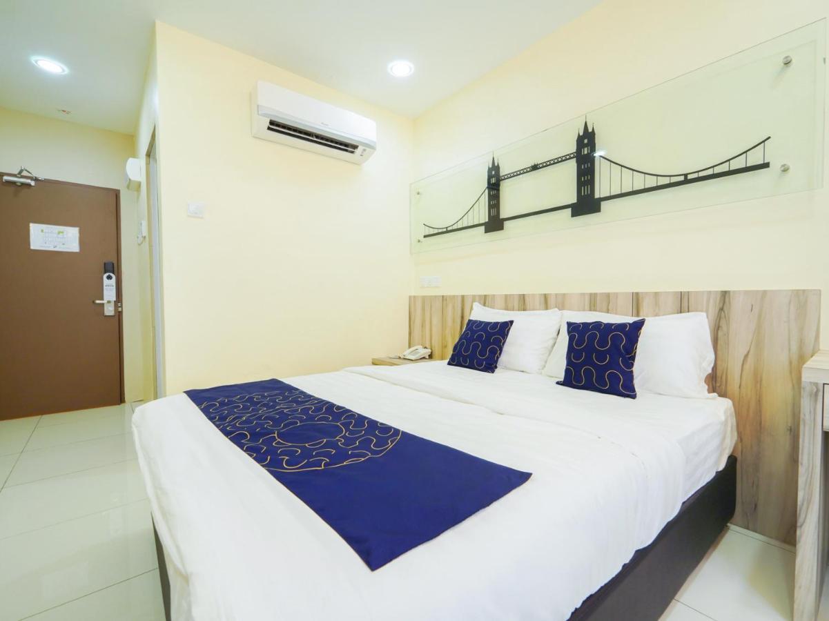 โอโย แคปิตัล โอ 89685 อัตตา โฮเต็ล บูกิต เมอร์ตาจัม Hotel ภายนอก รูปภาพ