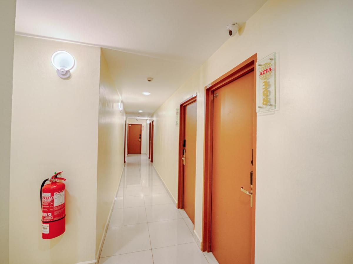 โอโย แคปิตัล โอ 89685 อัตตา โฮเต็ล บูกิต เมอร์ตาจัม Hotel ภายนอก รูปภาพ
